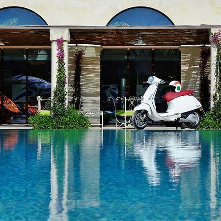 Don Totu - Dimora Storica Bed & Breakfast San Cassiano  Bagian luar foto