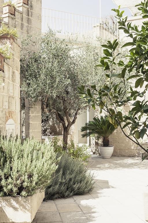 Don Totu - Dimora Storica Bed & Breakfast San Cassiano  Bagian luar foto