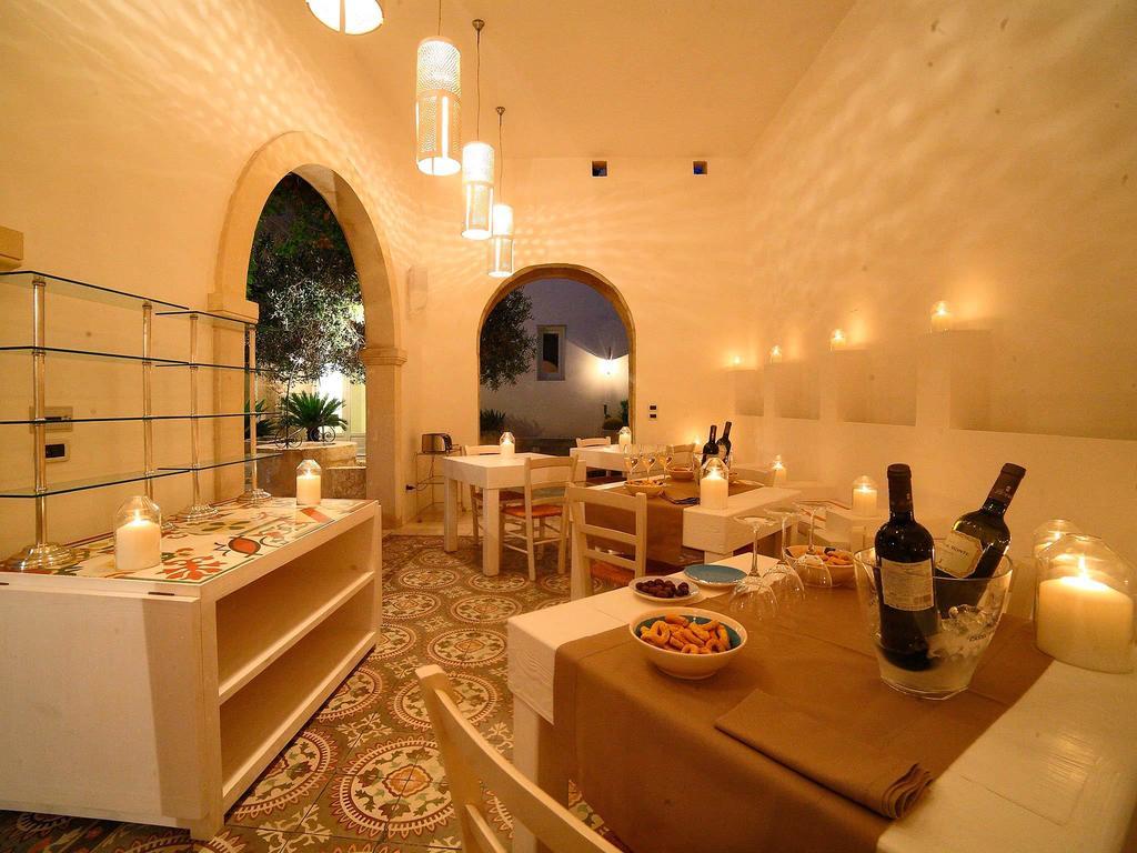Don Totu - Dimora Storica Bed & Breakfast San Cassiano  Bagian luar foto