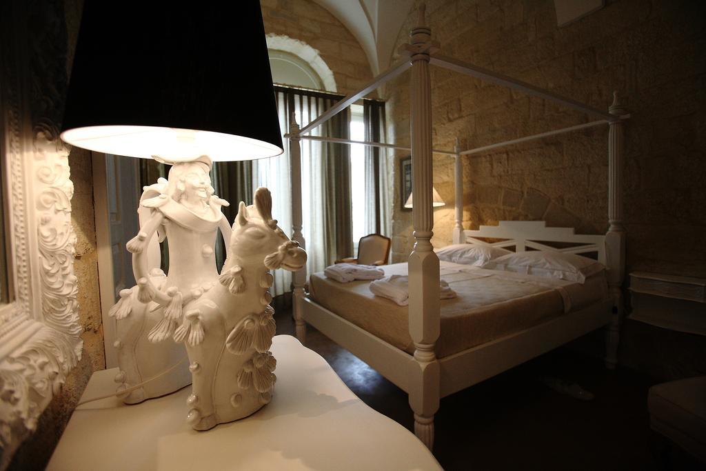 Don Totu - Dimora Storica Bed & Breakfast San Cassiano  Ruang foto